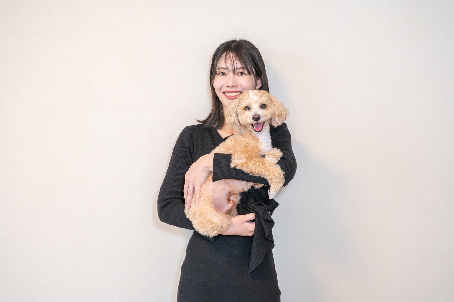 BAGEL LAND代表 近藤奈緒と犬社員ぷーちゃん